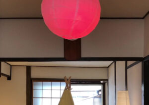 フロア